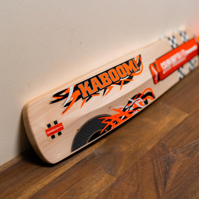 Kaboom Premium Bat